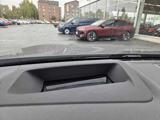 BMW iX3 vaihtoauto