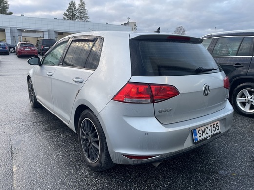Volkswagen Golf vaihtoauto