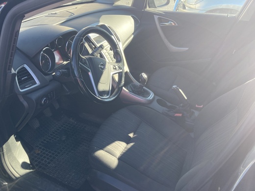 Opel Astra vaihtoauto