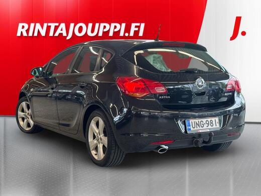 Opel Astra vaihtoauto