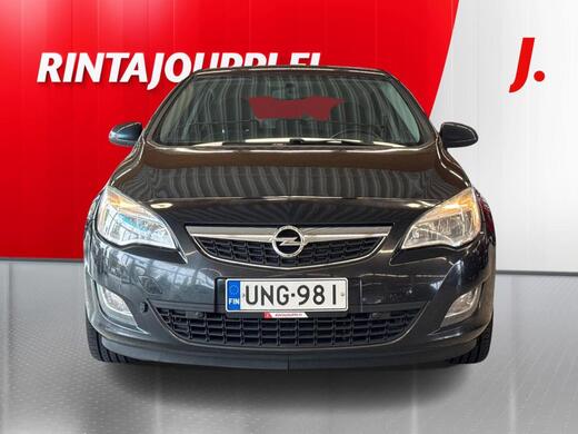 Opel Astra vaihtoauto