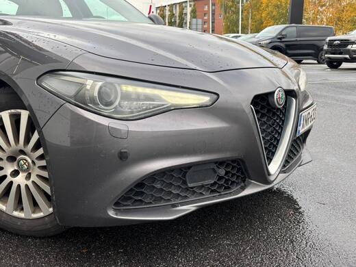 Alfa Romeo Giulia vaihtoauto