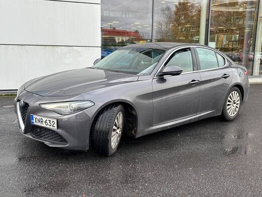 Alfa Romeo Giulia vaihtoauto