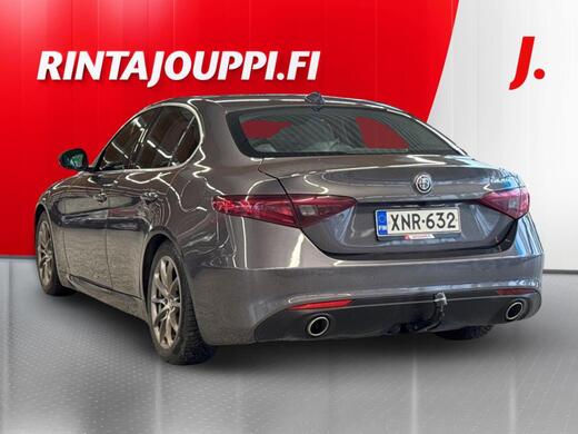 Alfa Romeo Giulia vaihtoauto