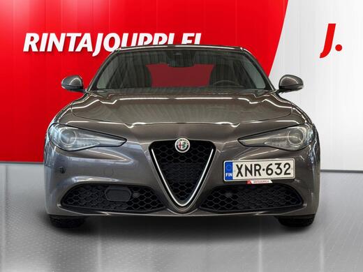 Alfa Romeo Giulia vaihtoauto