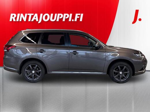 Mitsubishi Outlander PHEV vaihtoauto