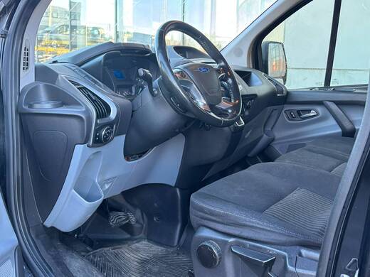 Ford Transit Custom vaihtoauto