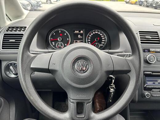 Volkswagen Touran vaihtoauto