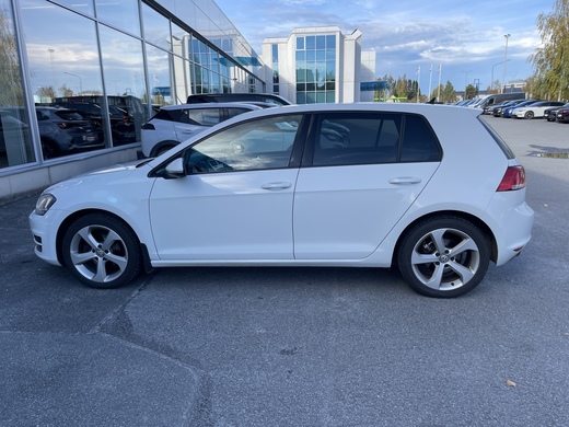 Volkswagen Golf vaihtoauto