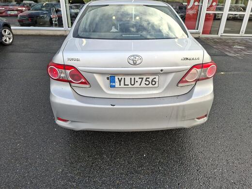 Toyota Corolla vaihtoauto