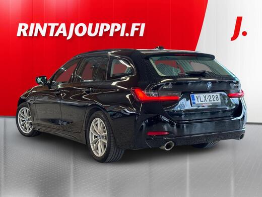 BMW 330 vaihtoauto