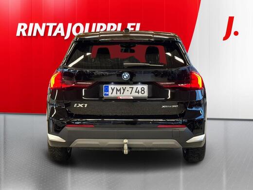 BMW iX1 vaihtoauto