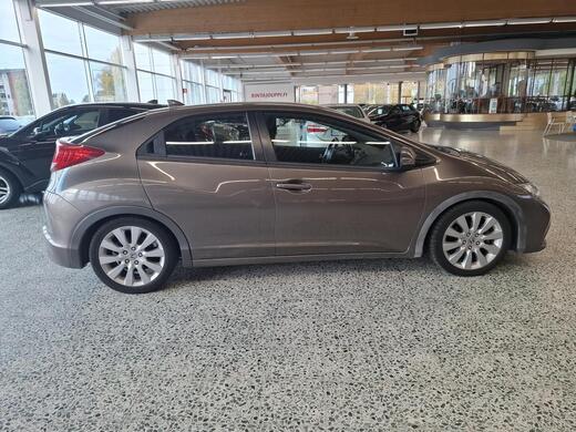 Honda Civic vaihtoauto