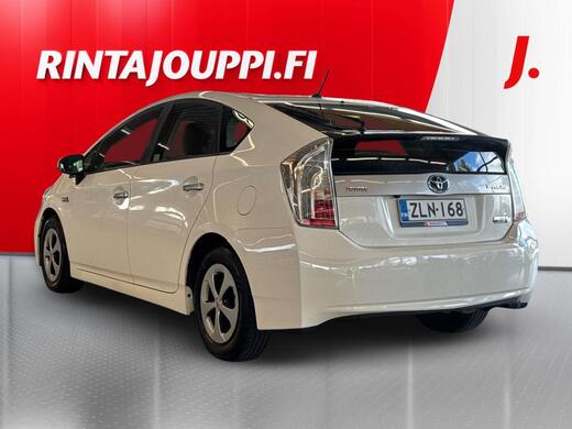 Toyota Prius PHEV vaihtoauto