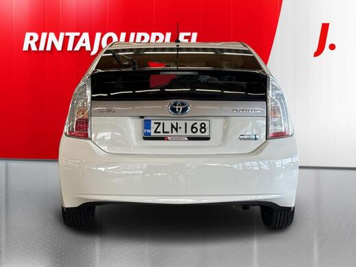 Toyota Prius PHEV vaihtoauto