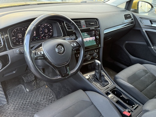 Volkswagen Golf vaihtoauto