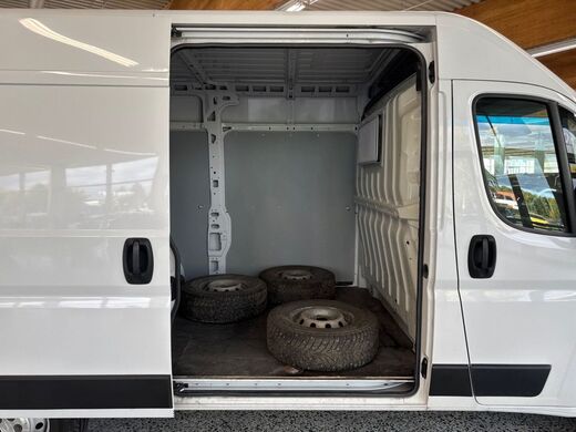 Opel Movano vaihtoauto