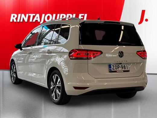 Volkswagen Touran vaihtoauto