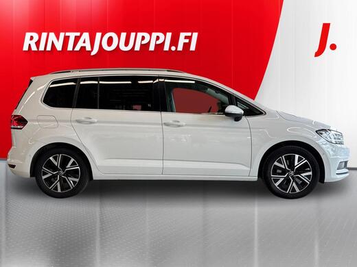 Volkswagen Touran vaihtoauto