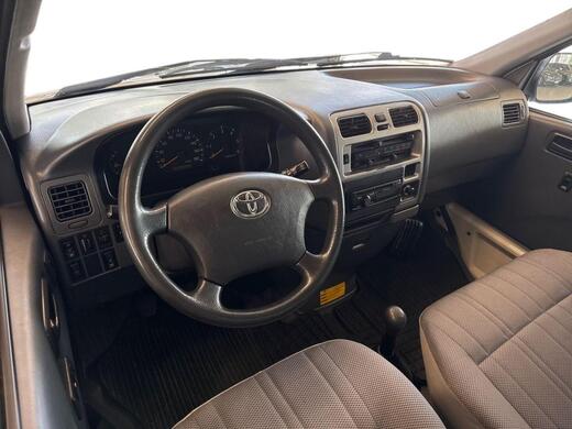 Toyota Hiace vaihtoauto