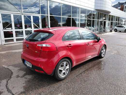 Kia Rio vaihtoauto