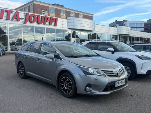 Toyota Avensis vaihtoauto