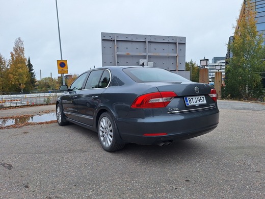 Skoda Superb vaihtoauto