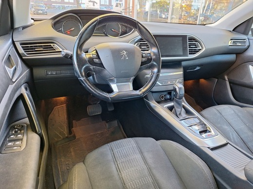 Peugeot 308 vaihtoauto