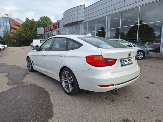 BMW 320 vaihtoauto