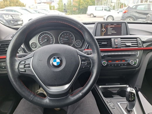 BMW 320 vaihtoauto