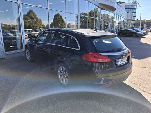 Opel Insignia vaihtoauto