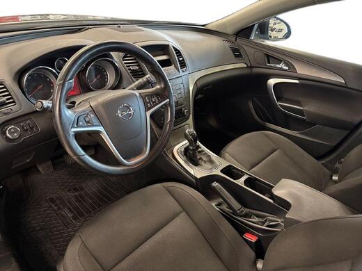Opel Insignia vaihtoauto