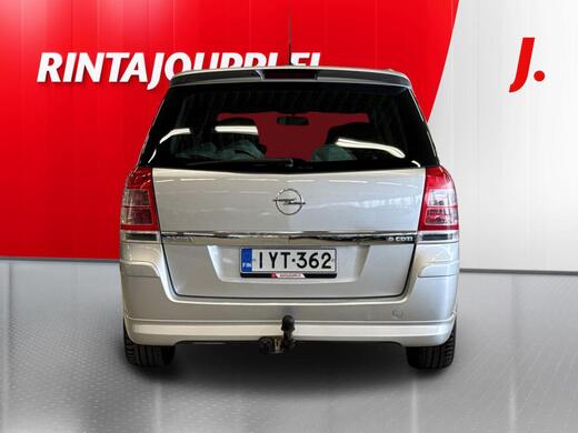 Opel Zafira vaihtoauto