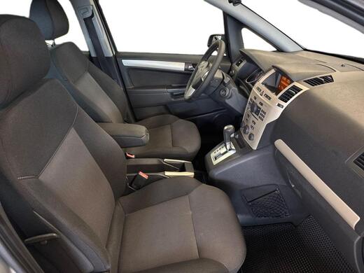 Opel Zafira vaihtoauto
