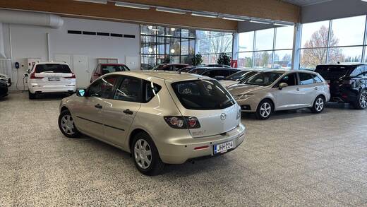 Mazda 3 vaihtoauto