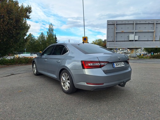 Skoda Superb vaihtoauto