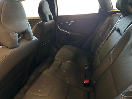 Volvo V40 Cross Country vaihtoauto