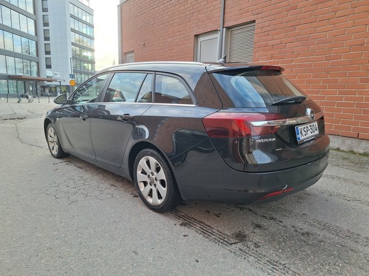 Opel Insignia vaihtoauto