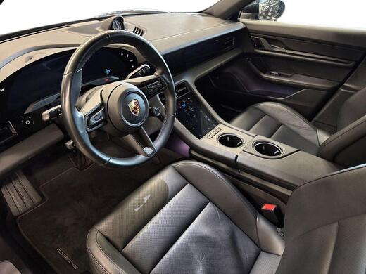Porsche Taycan vaihtoauto