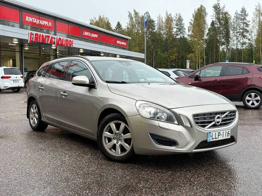 Volvo V60 vaihtoauto