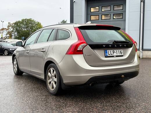 Volvo V60 vaihtoauto