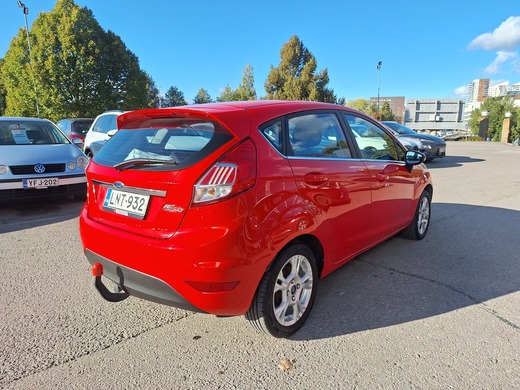 Ford Fiesta vaihtoauto