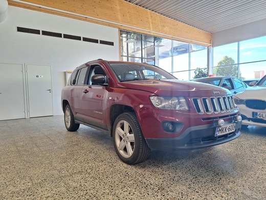 Jeep Compass vaihtoauto