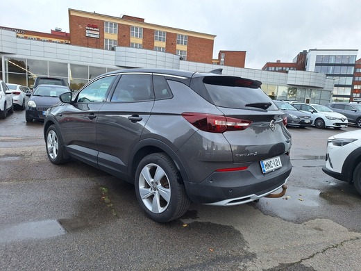 Opel Grandland X vaihtoauto