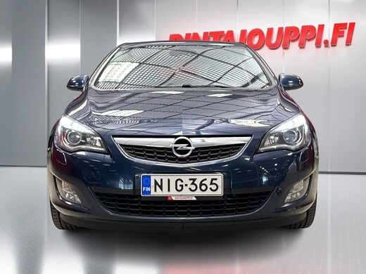 Opel Astra vaihtoauto