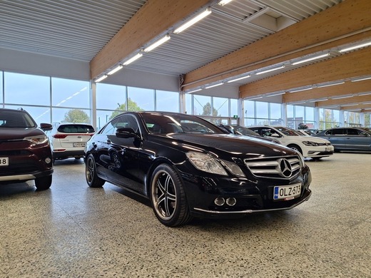 Mercedes-Benz E vaihtoauto