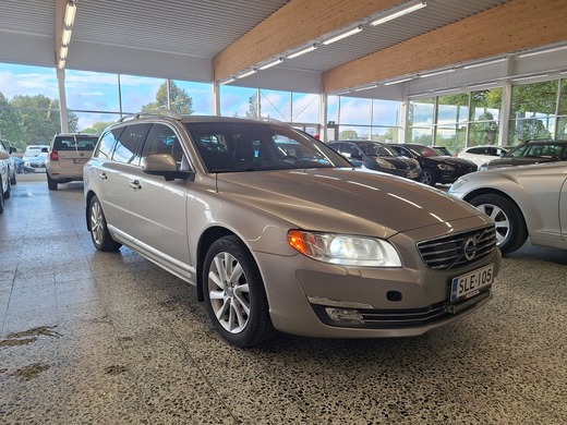 Volvo V70 vaihtoauto