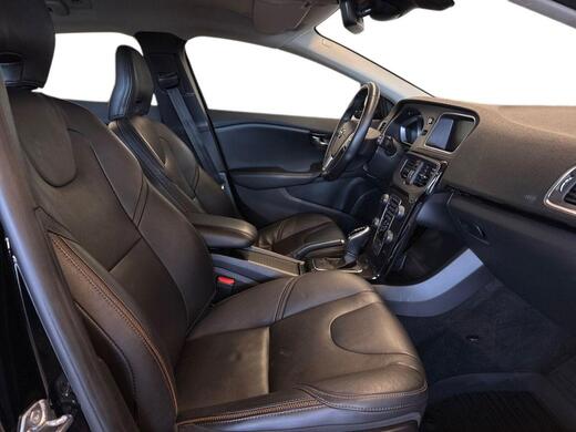 Volvo V40 Cross Country vaihtoauto
