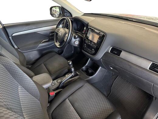 Mitsubishi Outlander vaihtoauto