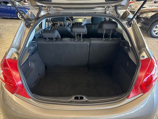 Peugeot 208 vaihtoauto